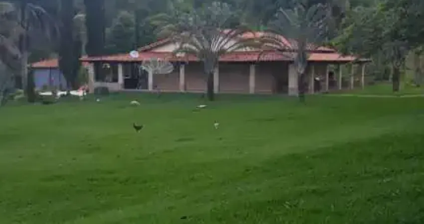 FAZENDA DUPLA APTIDÃO COM 35 ALQUEIRES EM ITABERAÍ - GO