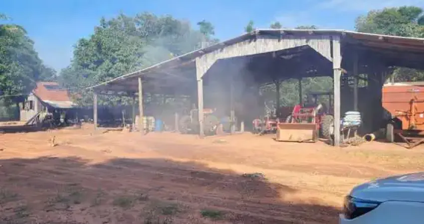 FAZENDA COM 294 ALQUEIRES DE DUPLA APTIDÃO EM CENTENÁRIO-TO