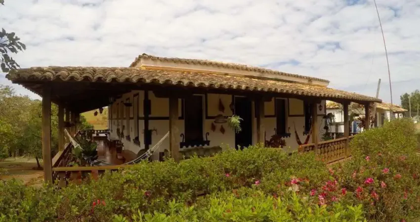 ÓTIMA FAZENDA DE MULTIPLAS APTIDÕES COM 612 ALQUEIRES EM FORMIGA-MG