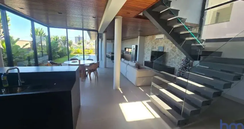 Ótima casa com 277 m² no condomínio tamboré na zona sul em uberlândia-mg