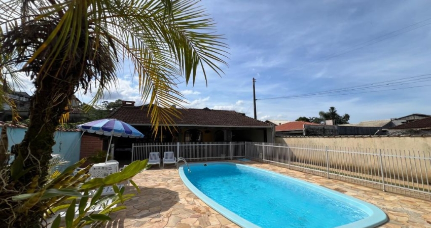 Casa no floresta com amplo terreno
