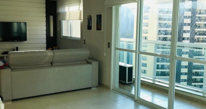 Apartamento Alto Padrão - 163 m² 3 suítes, 3 vagas e depósito!