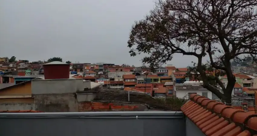 Lindo sobrado com 3 dormitórios, 2 vagas na garagem, com excelente localização