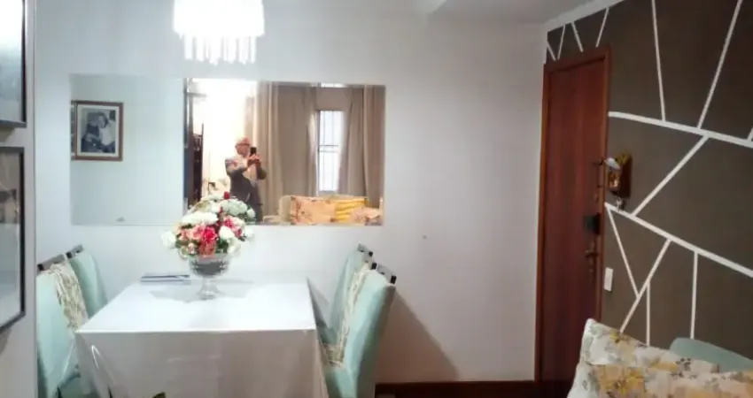 Lindo apartamento com 3 dormitórios com armários embutidos
