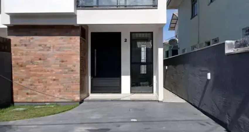 Casa com 3 quartos à venda no Areias, São José 