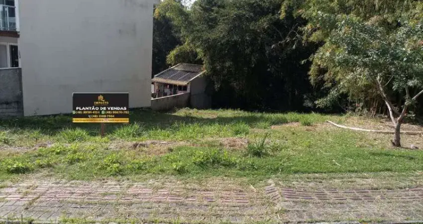 Terreno à venda no Forquilhas, São José