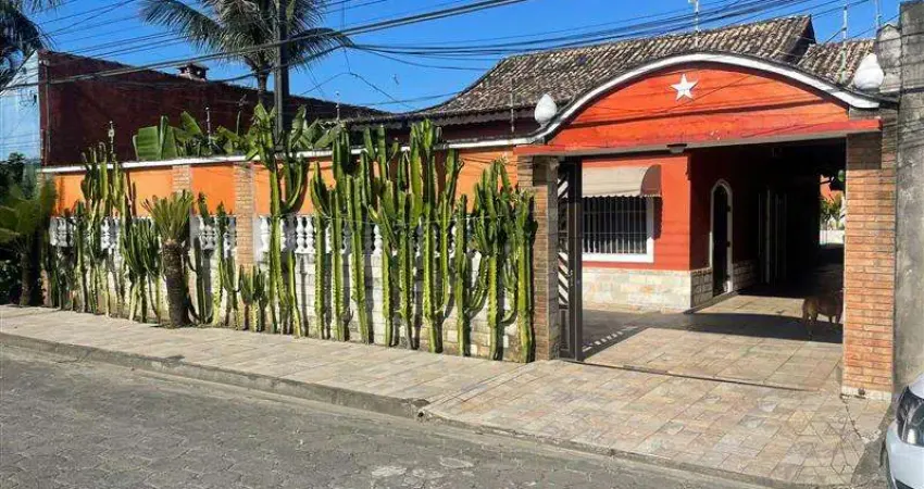 Casa com 3 quartos à venda no Jardim Magalhães, Itanhaém 