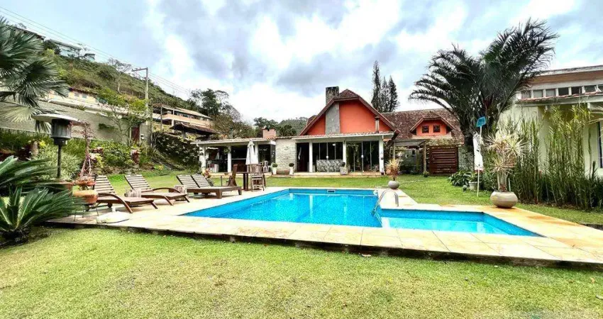 Casa para Venda em Teresópolis, ALBUQUERQUE, 4 dormitórios, 2 suítes, 4 banheiros, 2 vagas