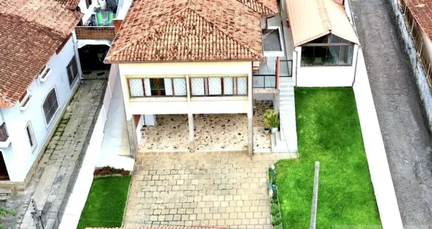 Casa para venda em teresópolis, tijuca, 4 dormitórios, 3 banheiros