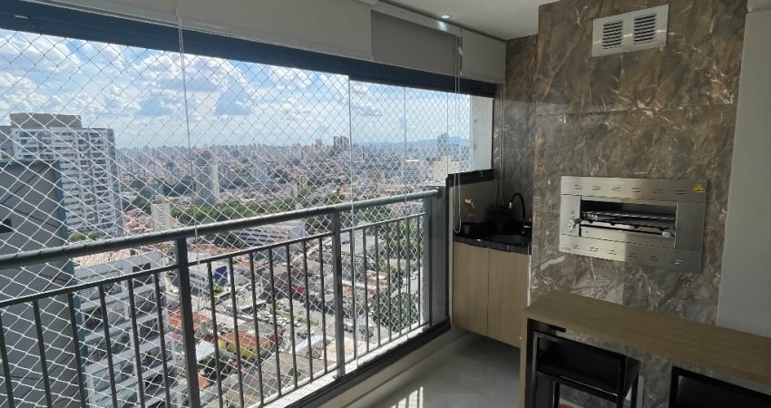 Apto com varanda gourmet e decorado no Tucuruvi