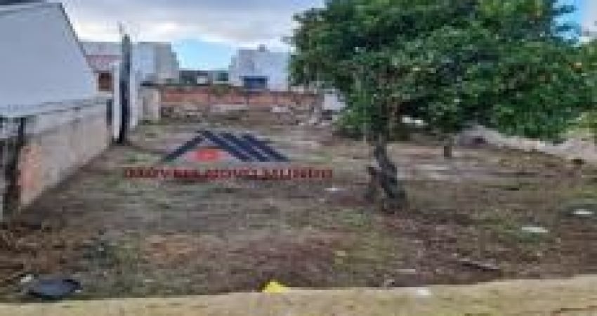 Terreno à venda com excelente localização