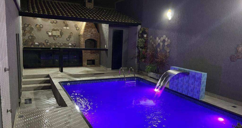 Casa com 2 dormitórios à venda, 55 m² por R$ 330.000,00 - Maracanã - Praia Grande/SP