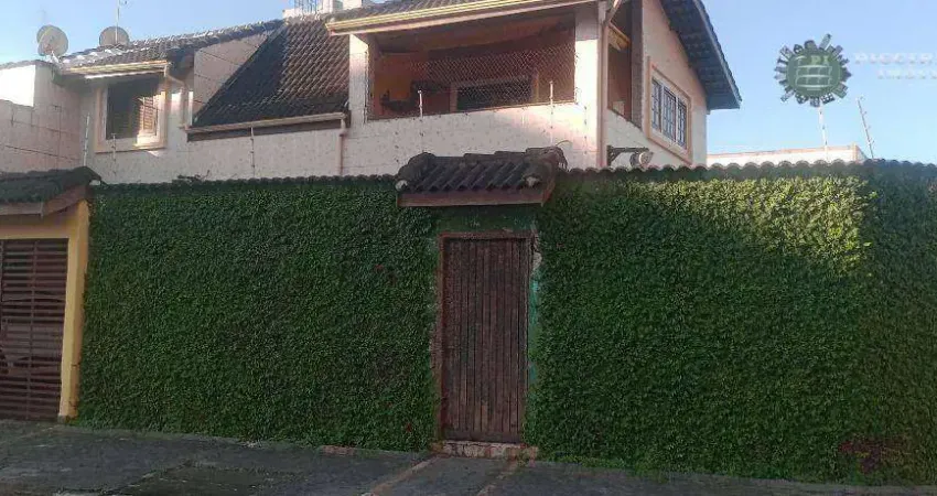 Casa com 4 dormitórios à venda, 210 m² por R$ 850.000,00 - Aviação - Praia Grande/SP