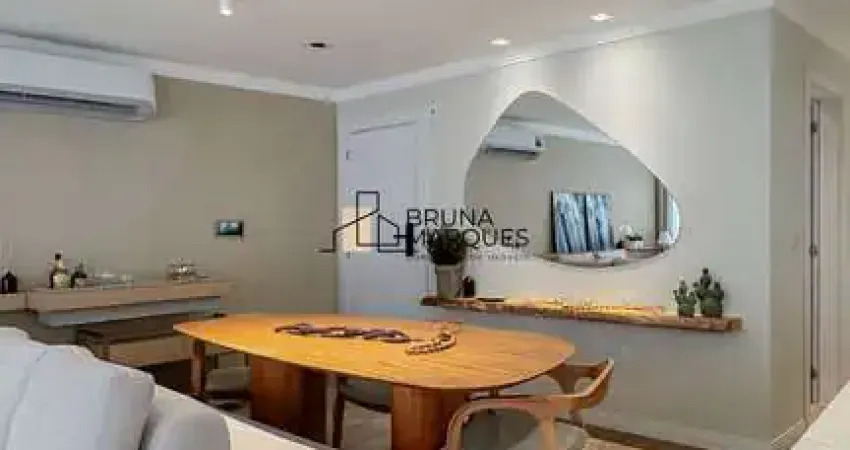 Luxo de residencial apenas 120 metros da praia!