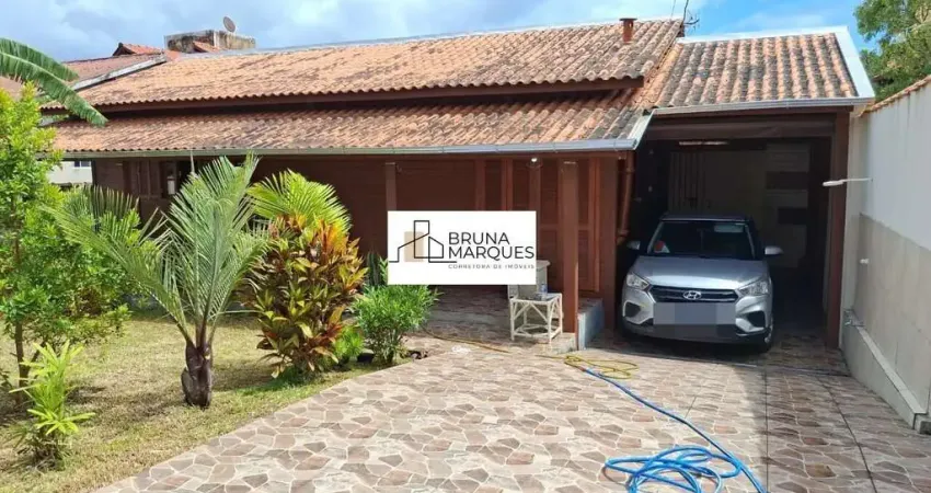 Casa com 2 quartos à venda na Rua dos Tubarões, Santinho, Florianópolis