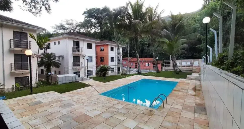 Ótimo apartamento com 2 dormitórios, condomínio com piscina e churrasqueira, na praia das Toninhas em Ubatuba!