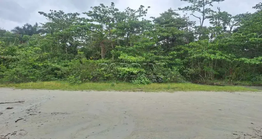 Amplo terreno em condomínio, frente ao mar (pé na areia), na praia dura em ubatuba!