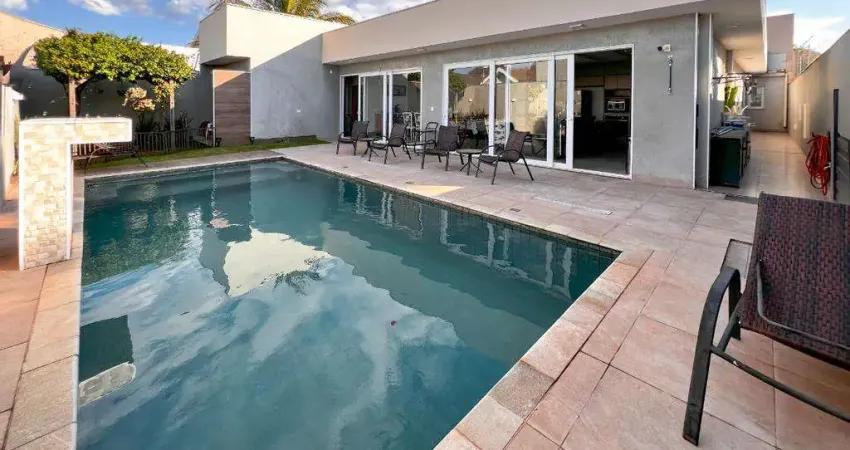 Casa com 311 m² e 4 Quartos à Venda no Jardim Monções - Maringá