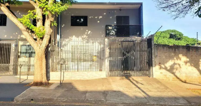 Sobrado para alugar em Maringá, Jardim Piatã, com 3 quartos, com 171.75 m²