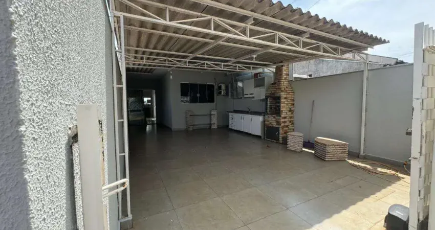 Casa com 63.2 m² e 3 Quartos à Venda no Parque São Pedro - Sarandi