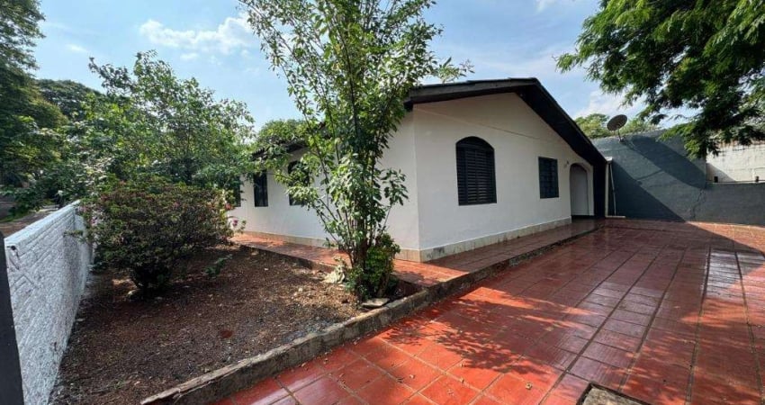 Casa com 121.4 m² e 3 Quartos à Venda no Jardim Tabaete - Maringá