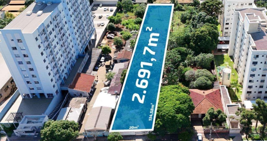 Terreno com 2691.7 m² à Venda no Jardim Alvorada - Maringá
