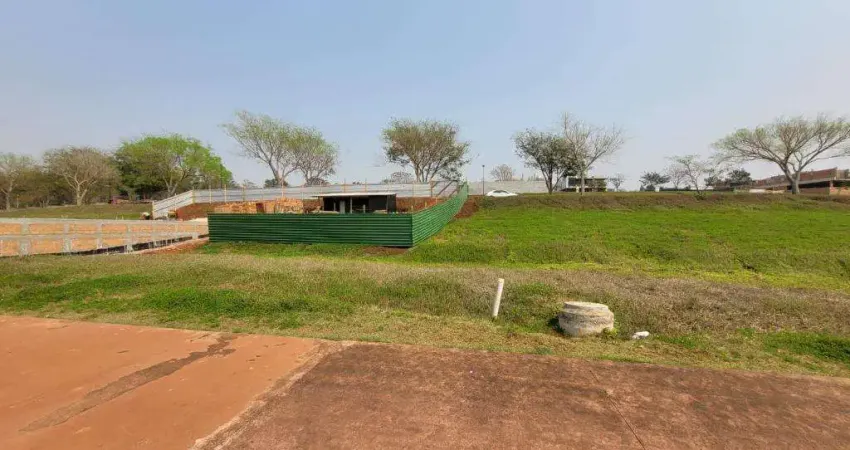 Terreno com 756.46 m² à Venda no Jardins de Monet Residence - Maringá