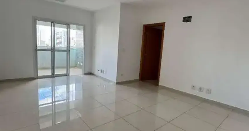 Apartamento à venda em Maringá, Zona 07, com 3 quartos, com 106.38 m², Torre De Queluz