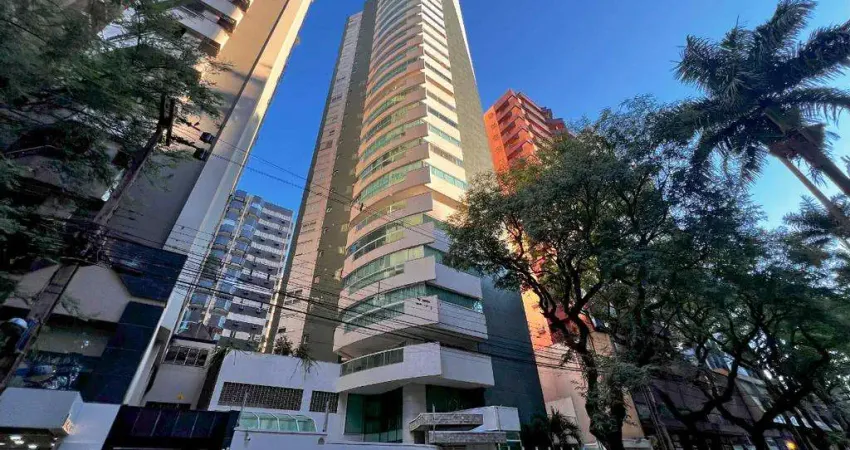 Apartamento à venda em Maringá, Zona 01, com 3 suítes, com 239 m²