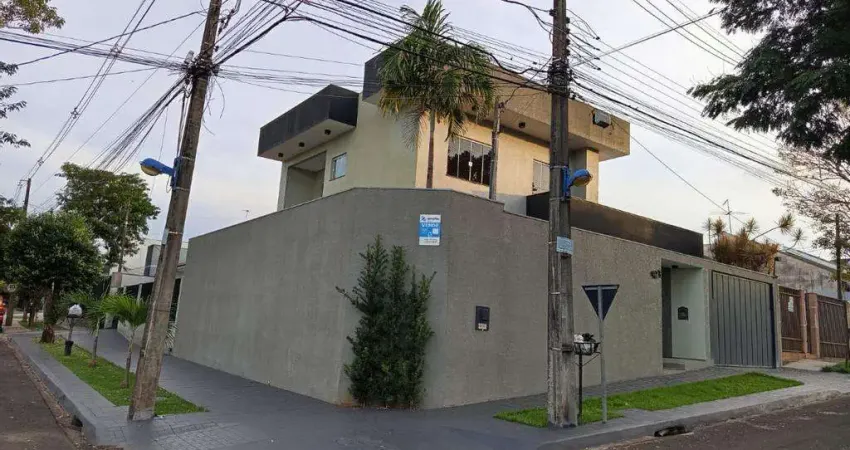 Sobrado à venda em Maringá, Jardim Paris, com 3 quartos, com 184.61 m²