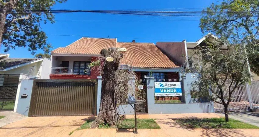 Sobrado à venda em maringá, jardim alamar, com 4 quartos, com 365.49 m²