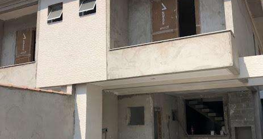 Casa para Venda em Praia Grande, Tupi, 3 dormitórios, 3 suítes, 1 banheiro, 3 vagas
