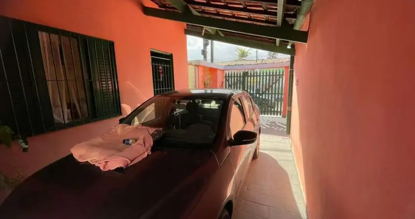 Casa para Venda em Itanhaém, Jardim Suarão, 2 dormitórios, 1 suíte, 2 banheiros, 2 vagas