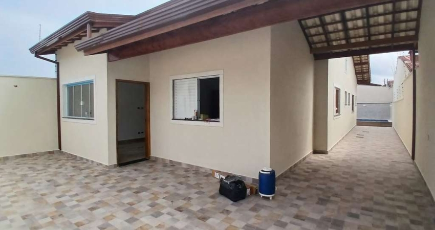 Casa para Venda em Itanhaém, Tupy, 3 dormitórios, 1 suíte, 1 banheiro, 3 vagas