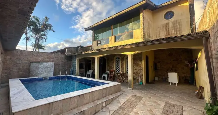 Casa para Venda em Peruíbe, Três Marias, 3 dormitórios, 1 suíte, 1 banheiro, 2 vagas