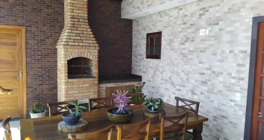 Casa para Venda em São Vicente, Centro, 5 dormitórios, 5 banheiros, 2 vagas