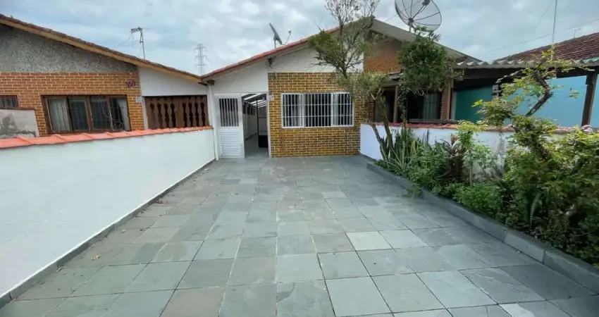 Casa para Venda em Itanhaém, Campos Elíseos, 1 dormitório, 1 banheiro, 3 vagas