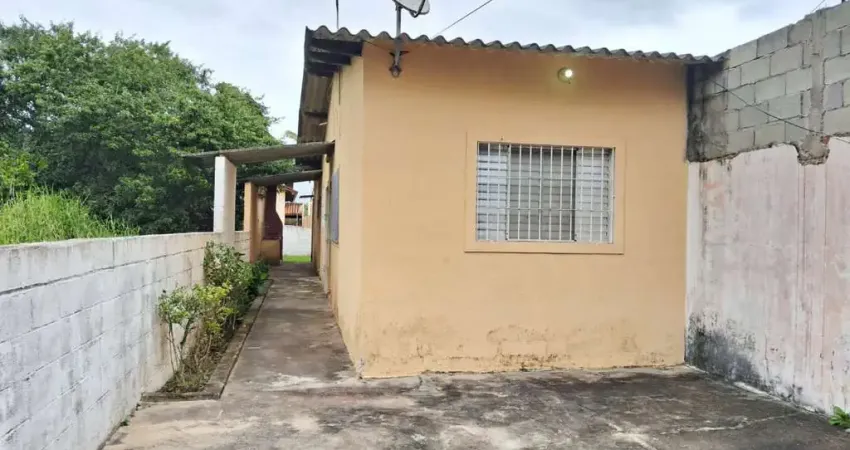 Casa para Venda em Itanhaém, Bopiranga, 2 dormitórios, 1 suíte, 1 banheiro, 2 vagas
