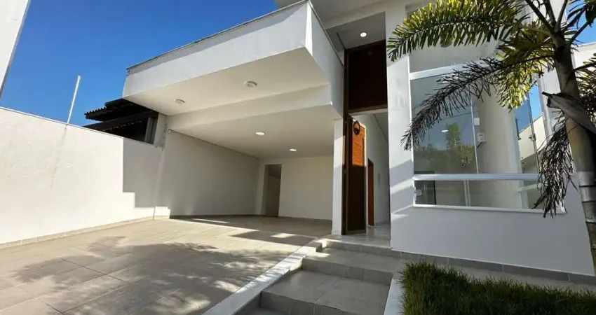 Casa para Venda em Peruíbe, Jardim Icaraiba, 3 dormitórios, 1 suíte, 2 banheiros, 4 vagas