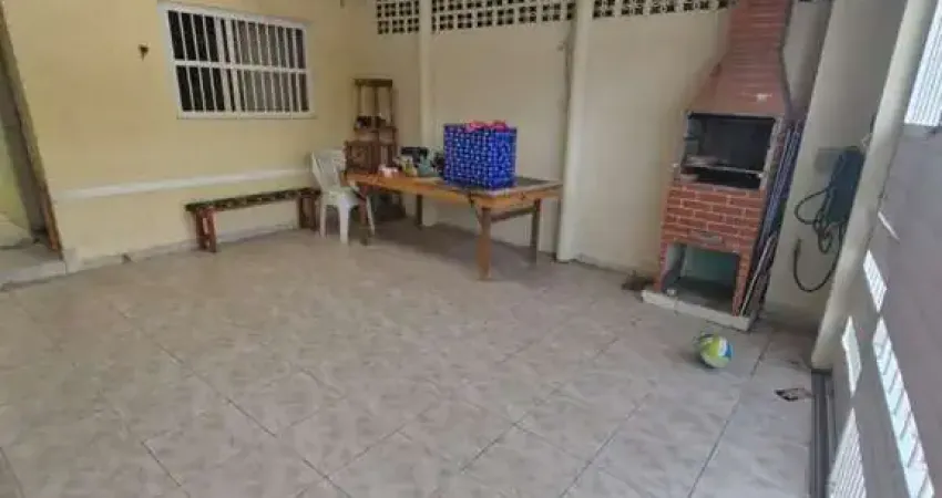 Casa para Venda em Praia Grande, Tude Bastos, 3 dormitórios, 2 suítes, 1 banheiro, 2 vagas