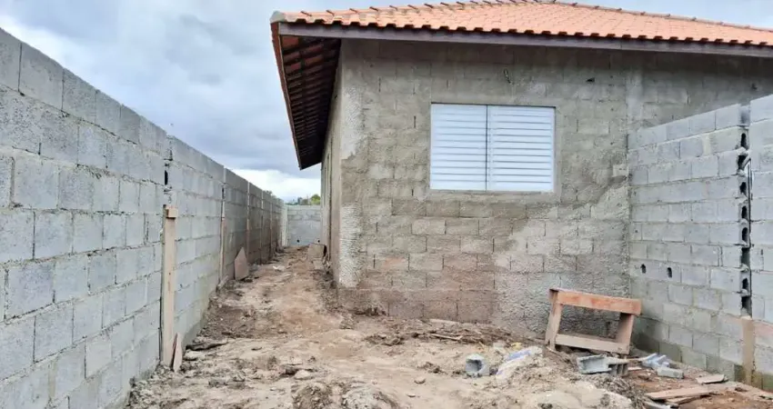Casa para Venda em Itanhaém, Bopiranga, 2 dormitórios, 1 banheiro, 2 vagas