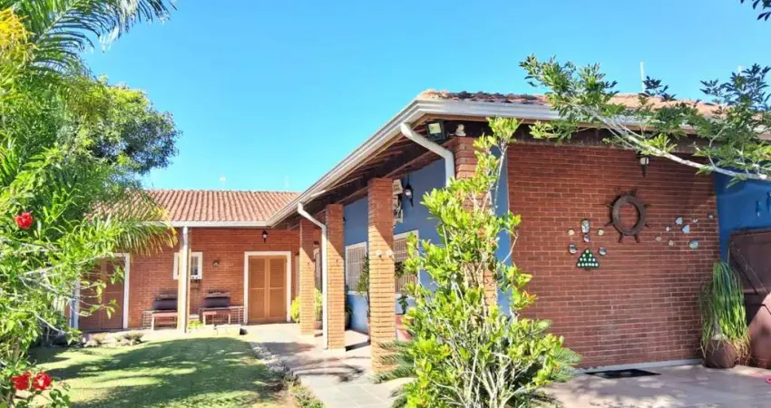 Casa para Venda em Itanhaém, Cibratel 2, 3 dormitórios, 1 suíte, 1 banheiro, 3 vagas