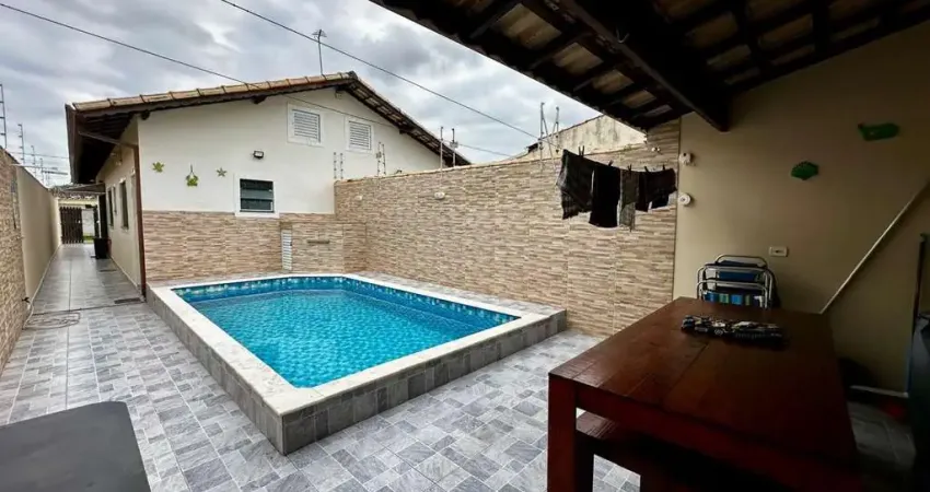 Casa para Venda em Itanhaém, Jamaica, 2 dormitórios, 1 suíte, 1 banheiro, 2 vagas