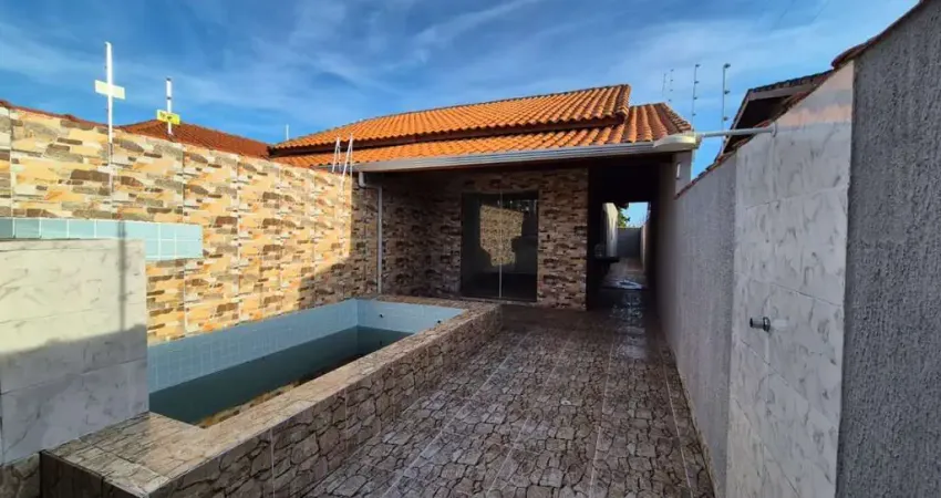 Casa para Venda em Itanhaém, São Fernando, 2 dormitórios, 1 suíte, 1 banheiro, 2 vagas