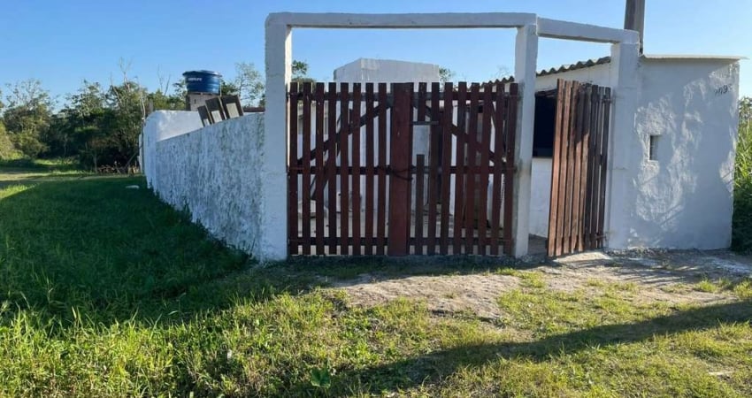 Casa para Venda em Itanhaém, Gaivota, 1 dormitório, 1 banheiro, 2 vagas
