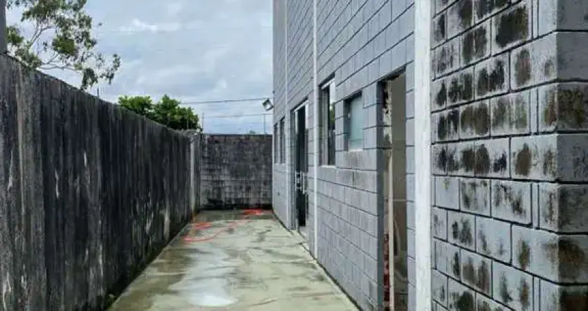 Comercial para Venda em Itanhaém, Belas Artes, 3 banheiros