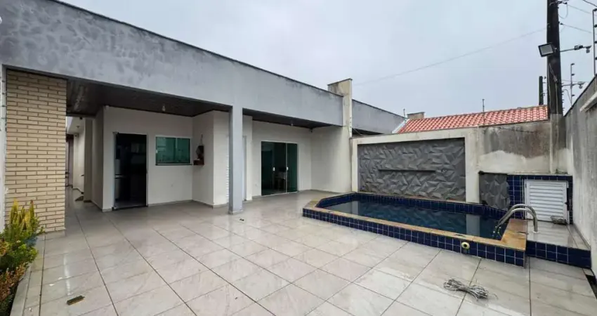 Casa para Venda em Itanhaém, Regina, 3 dormitórios, 1 suíte, 1 banheiro, 2 vagas