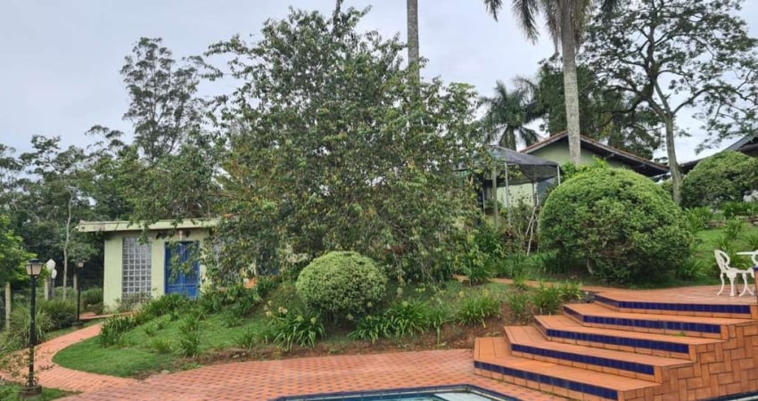 Chácara para Venda em Itapecerica da Serra, Embu Mirim, 8 dormitórios