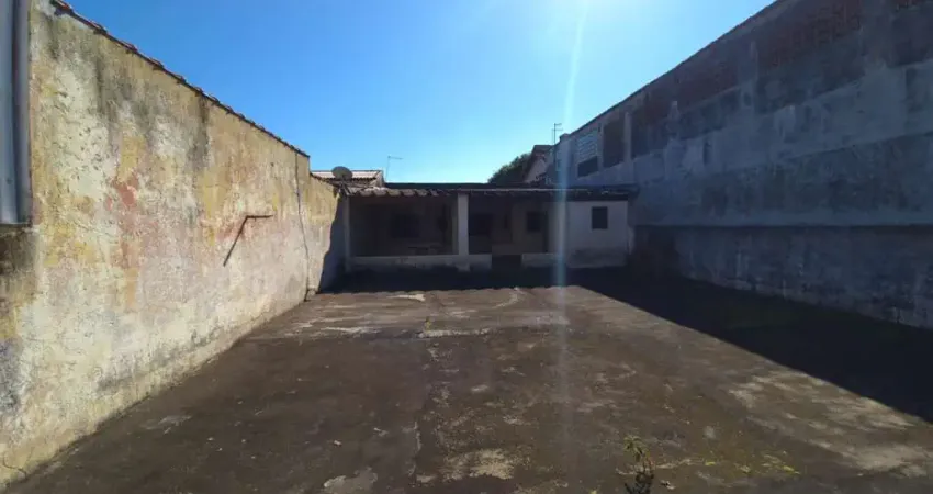 Casa para Venda em Itanhaém, Gaivota, 2 dormitórios, 1 banheiro, 8 vagas