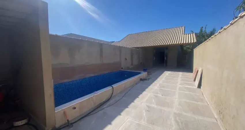 Casa para Venda em Itanhaém, Grandesp, 2 dormitórios, 1 suíte, 1 banheiro, 3 vagas